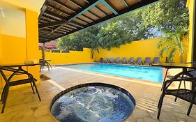 Curazao Hotel -Centro Histórico-